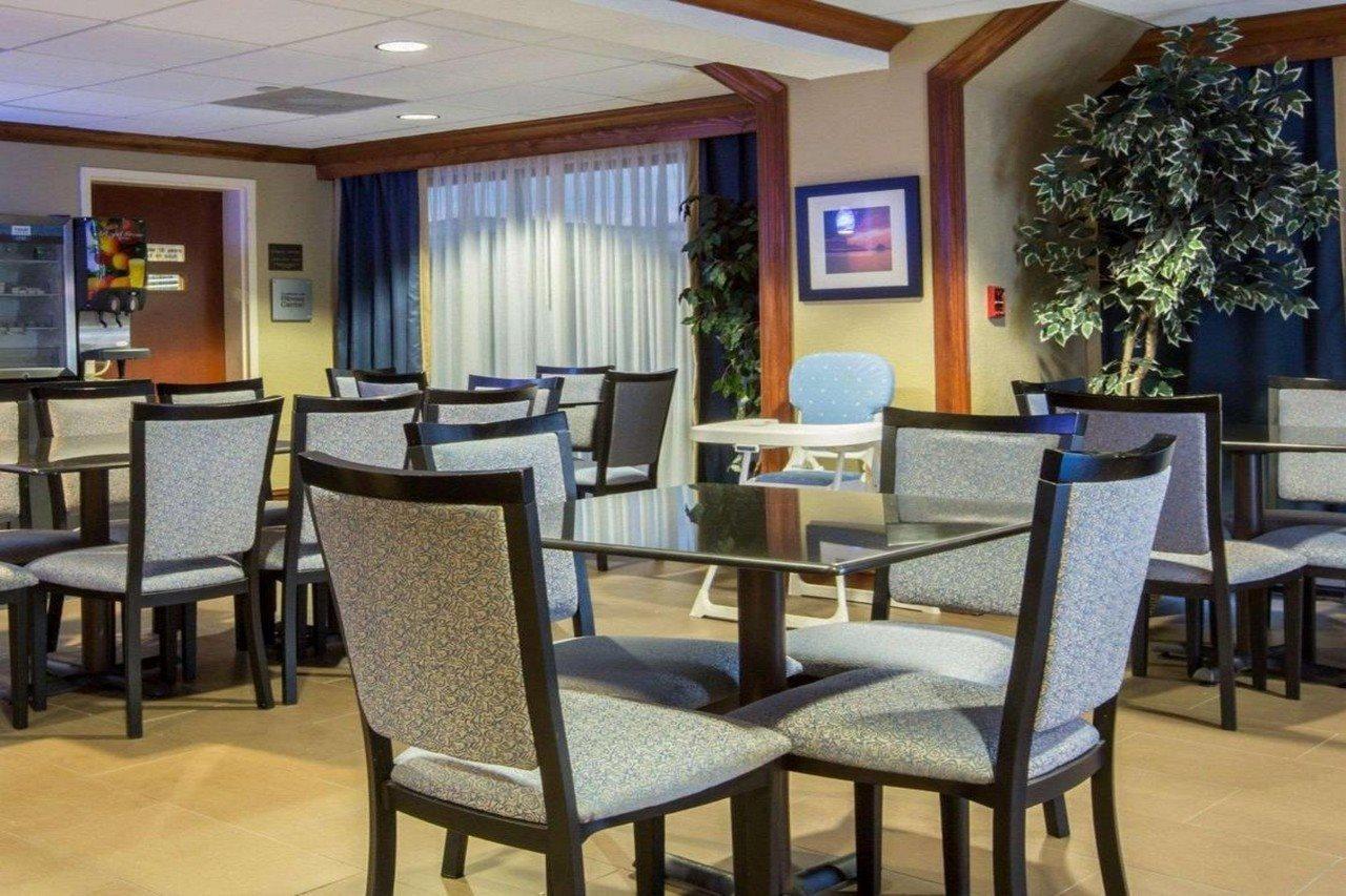 Comfort Suites Cumming-Atlanta Near Northside Hospital Forsyth Ngoại thất bức ảnh