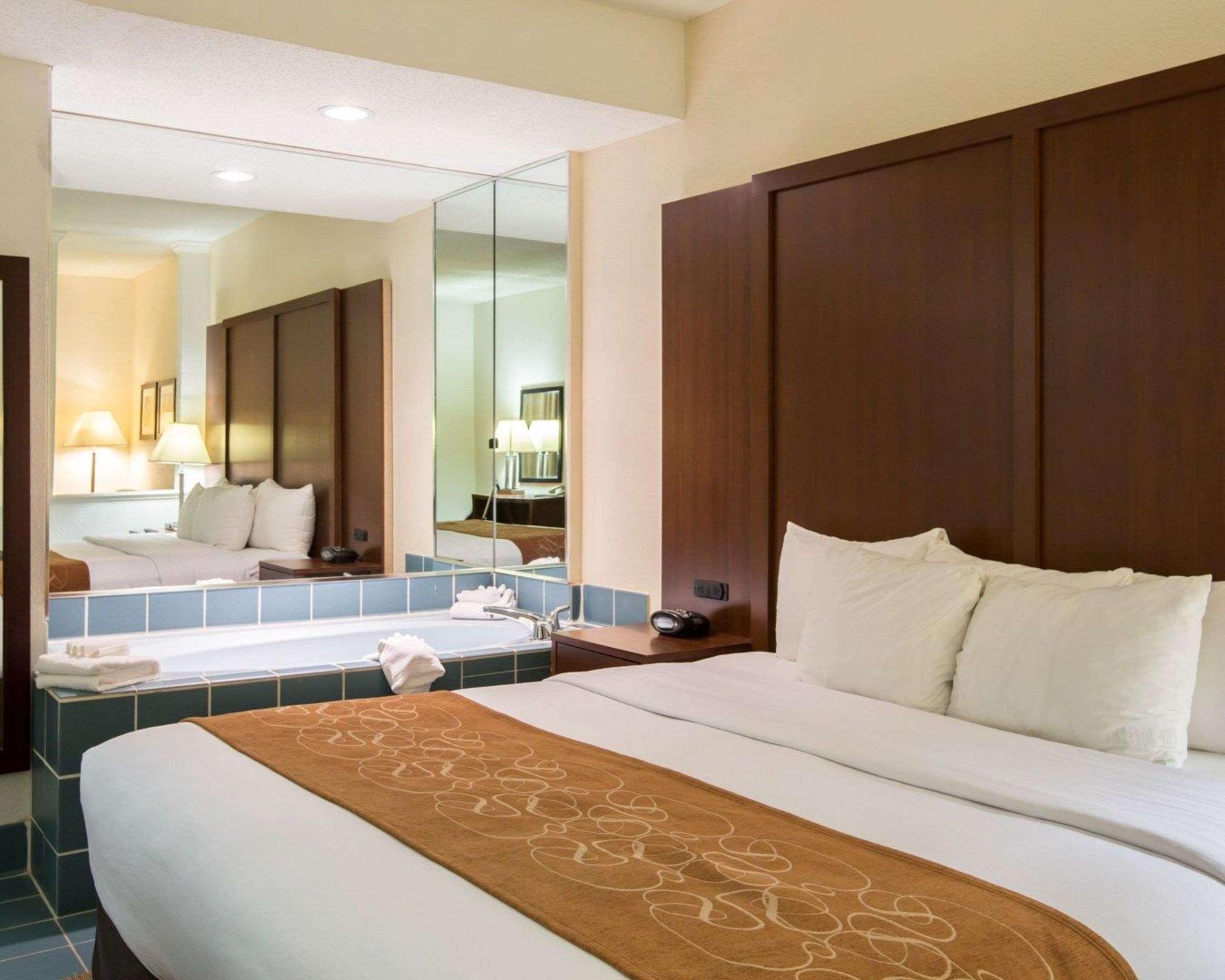 Comfort Suites Cumming-Atlanta Near Northside Hospital Forsyth Ngoại thất bức ảnh