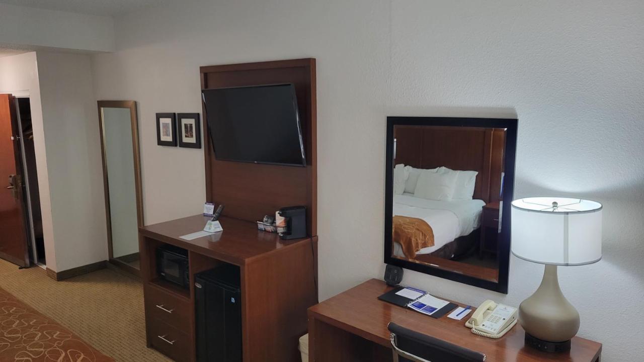 Comfort Suites Cumming-Atlanta Near Northside Hospital Forsyth Ngoại thất bức ảnh